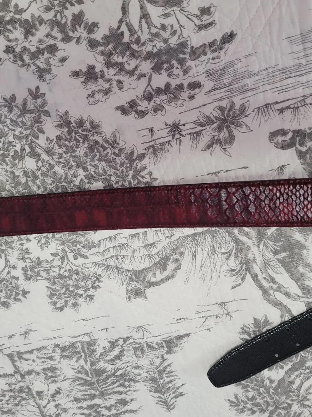 Vintage Rolf's Dark Red & Black Faux Snake Skin Reversible Belt Size Large
